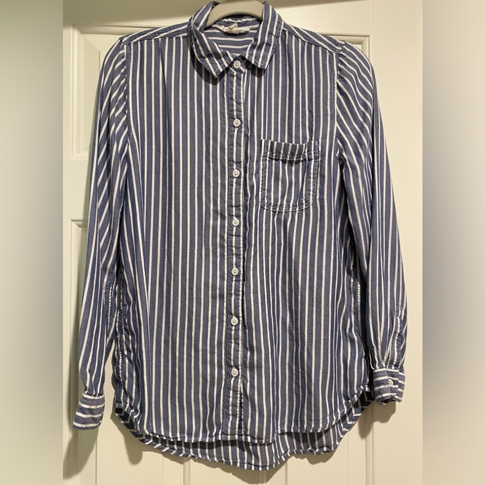 Beach Lunch Lounge button down shirt small